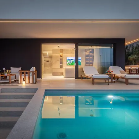 Heaven With Swimming Pool شقة *