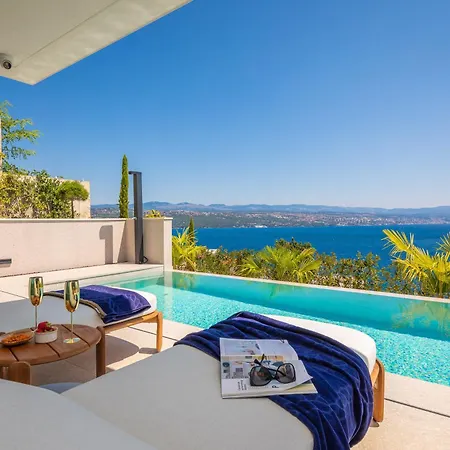 Heaven With Swimming Pool * أوباتيا