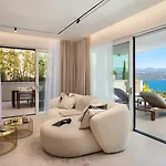 Heaven With Swimming Pool Apartment