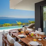 Apartamento Heaven With Swimming Pool