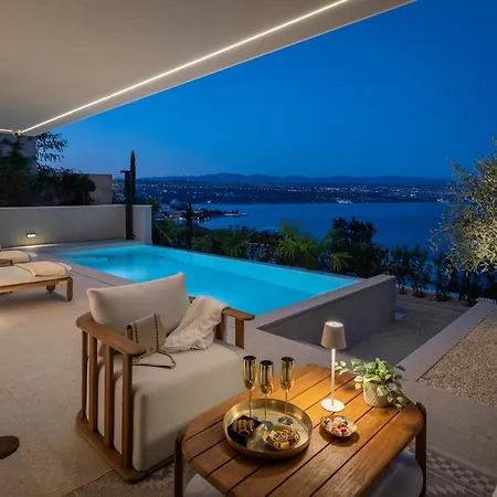 Heaven With Swimming Pool Apartamento Opatija