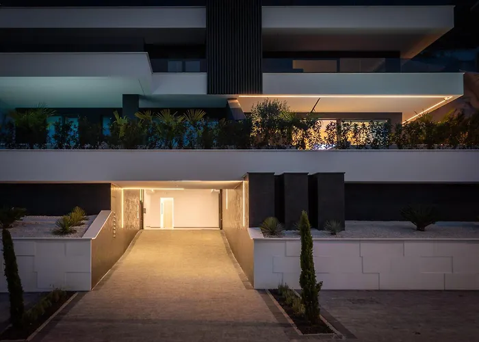 Heaven With Swimming Pool Apartment *