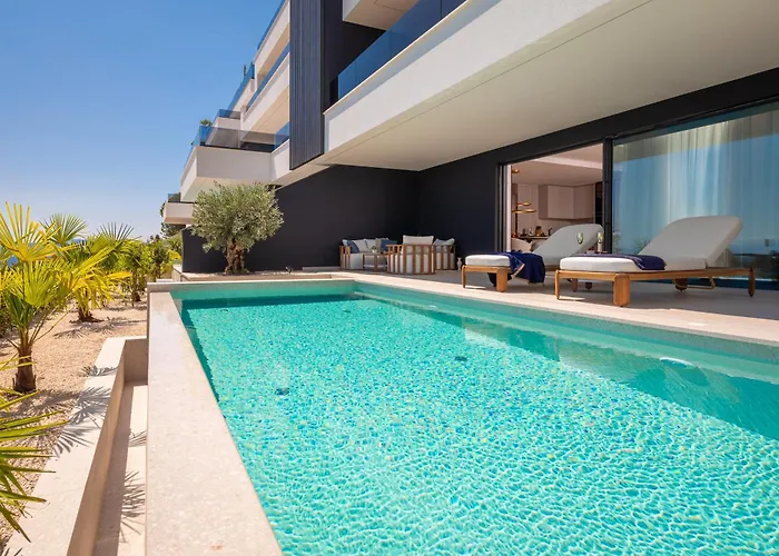 Apartment Heaven With Swimming Pool