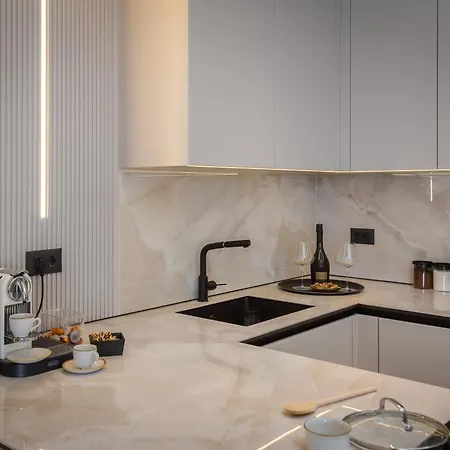 Heaven With Swimming Pool *